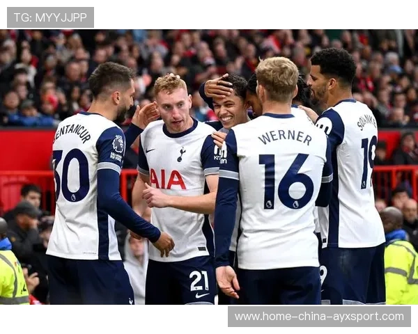 热刺库卢塞夫斯基横拉变向劲射抢下关键一分