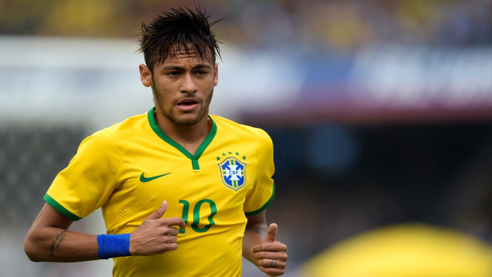 “德甲火药味浓，争冠队伍齐聚一堂”，德甲名场面